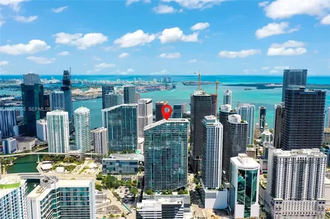88 SW 7th Street Miami FL 33130