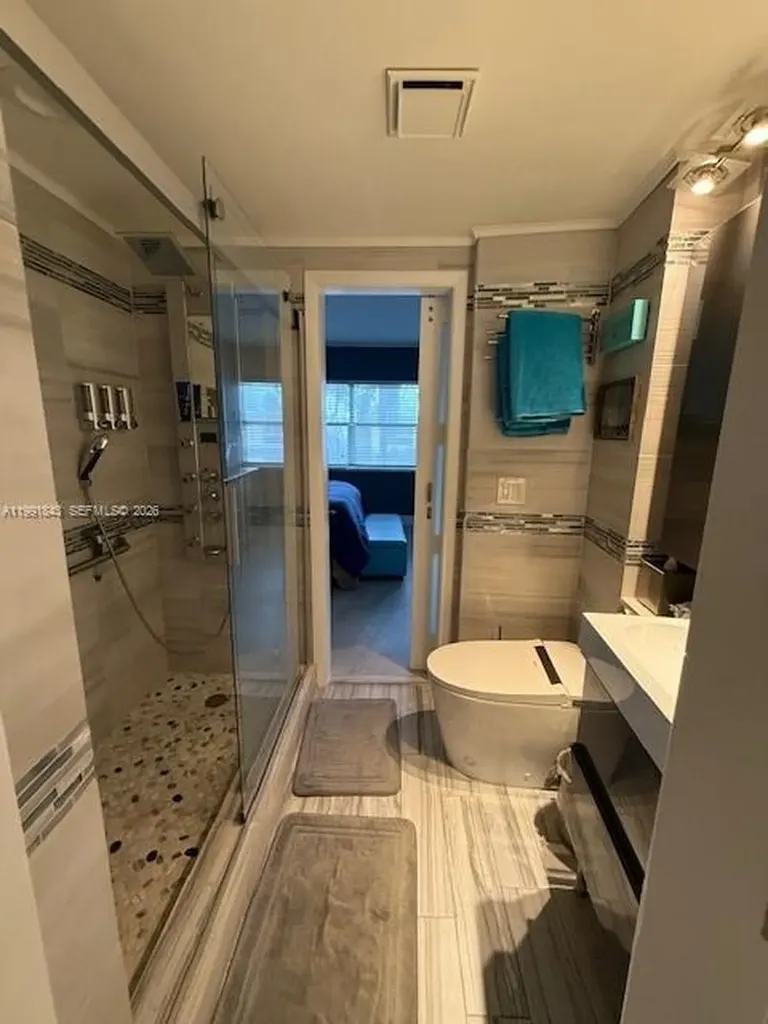 3250 NE 28th Street Fort Lauderdale FL 33308