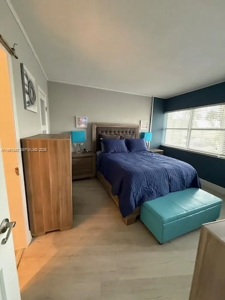 3250 NE 28th Street Fort Lauderdale FL 33308