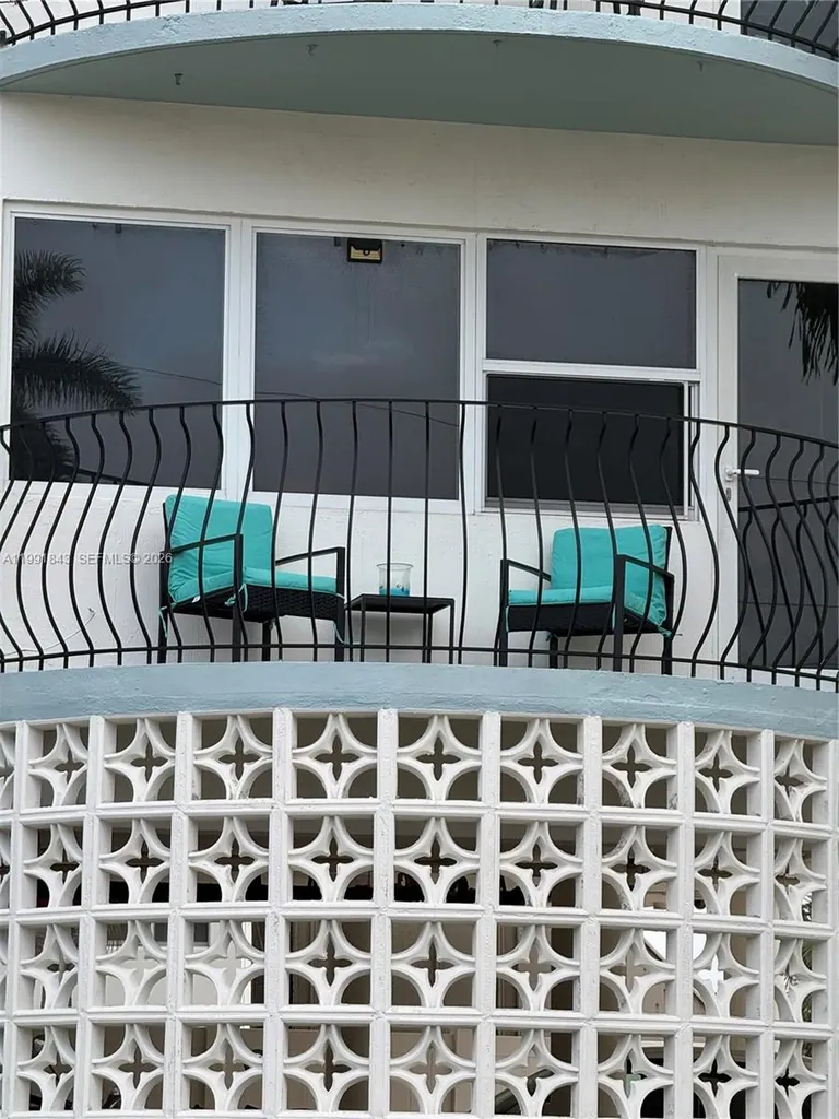 3250 NE 28th Street Fort Lauderdale FL 33308