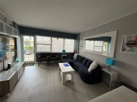 3250 NE 28th Street Fort Lauderdale FL 33308