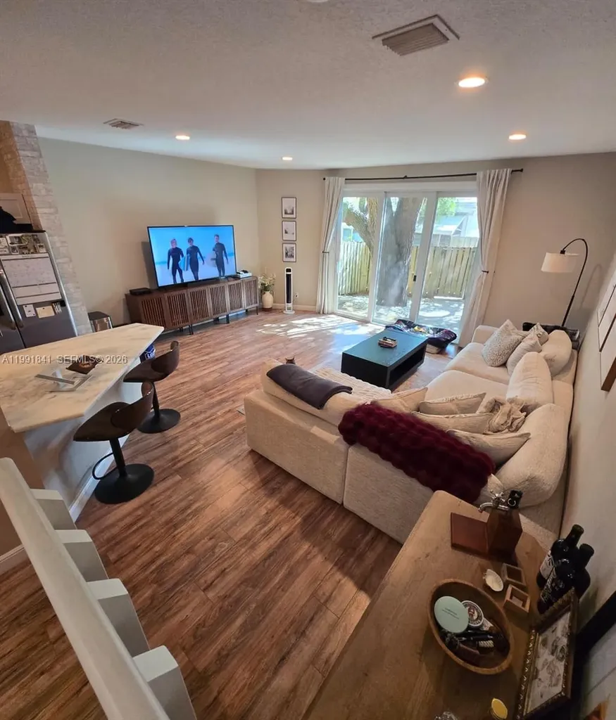 806 SE 14th Street Fort Lauderdale FL 33316