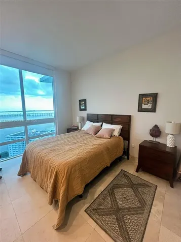 218 SE 14th Street Miami FL 33131