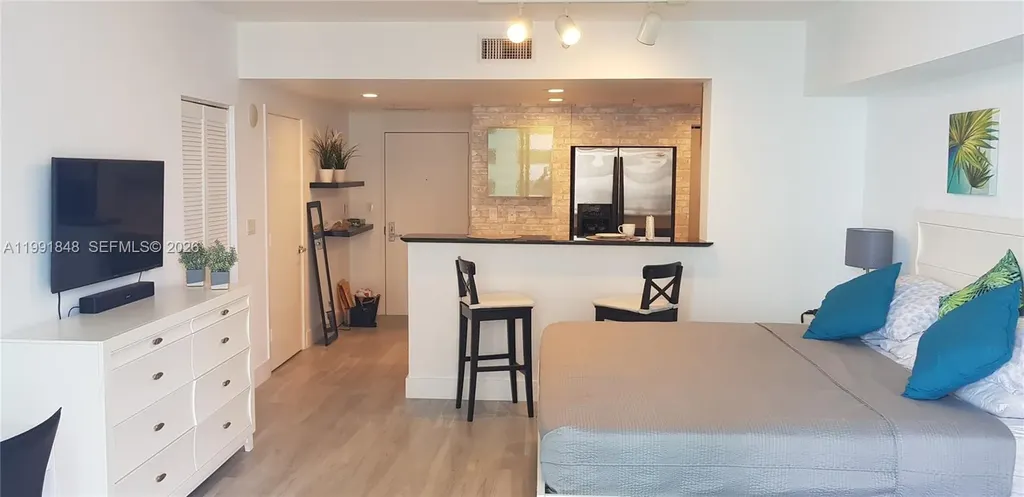 335 S Biscayne Boulevard Miami FL 33131