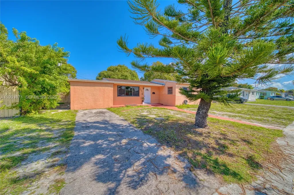 2451 NW 182nd Terrace Miami Gardens FL 33056