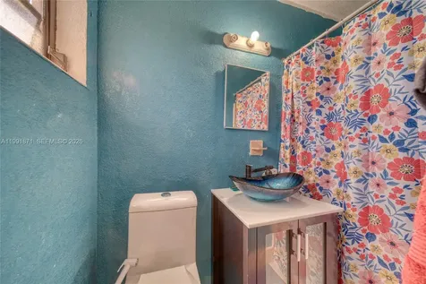 2451 NW 182nd Terrace Miami Gardens FL 33056