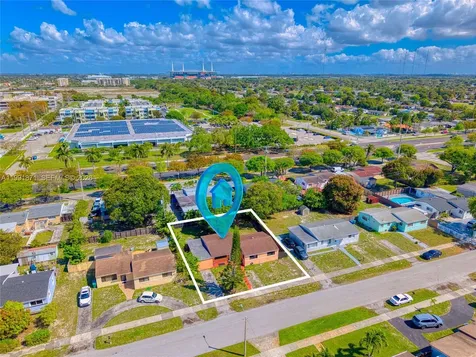 2451 NW 182nd Terrace Miami Gardens FL 33056