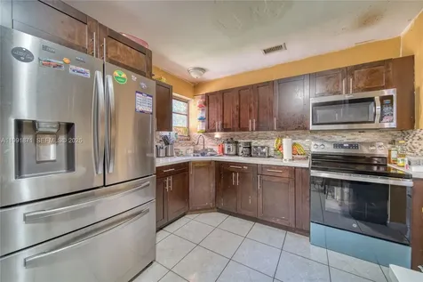 2451 NW 182nd Terrace Miami Gardens FL 33056