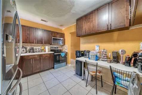 2451 NW 182nd Terrace Miami Gardens FL 33056