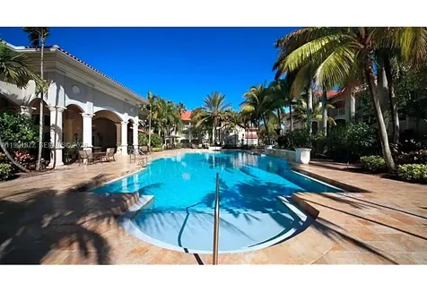 Pembroke Pines FL 33025