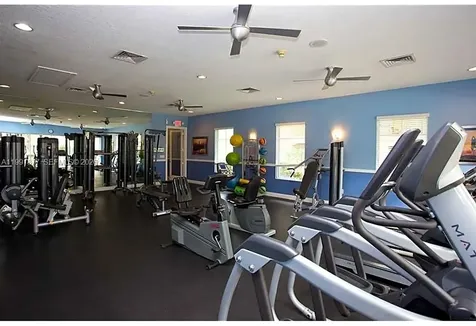 Pembroke Pines FL 33025
