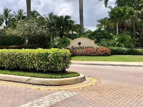 2233 Ensenada Terrace Weston FL 33327