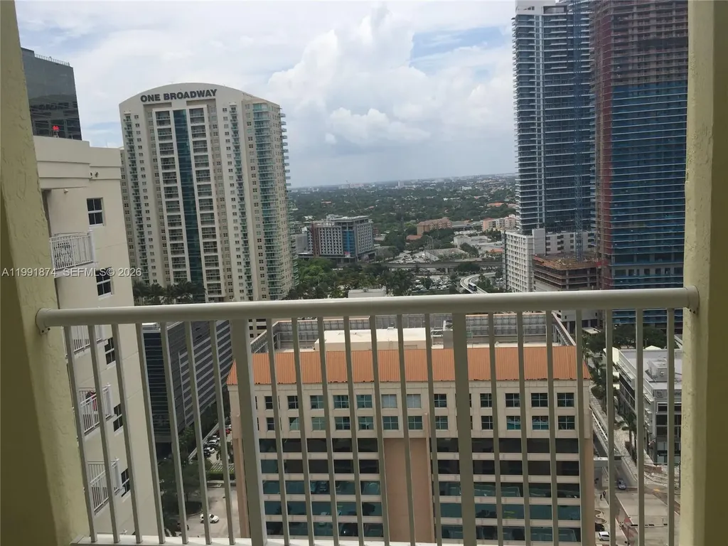 170 SE 14th Street Miami FL 33131