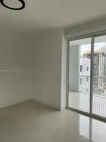 170 SE 14th Street Miami FL 33131