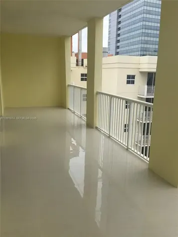 170 SE 14th Street Miami FL 33131