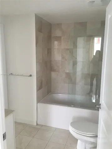 170 SE 14th Street Miami FL 33131