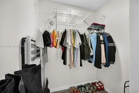 2934 NW 94th Street Miami FL 33147