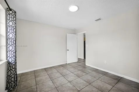 2934 NW 94th Street Miami FL 33147