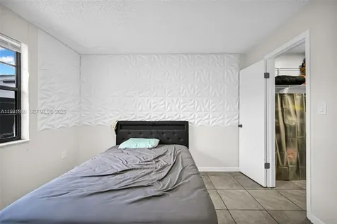 2934 NW 94th Street Miami FL 33147