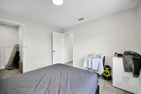 2934 NW 94th Street Miami FL 33147