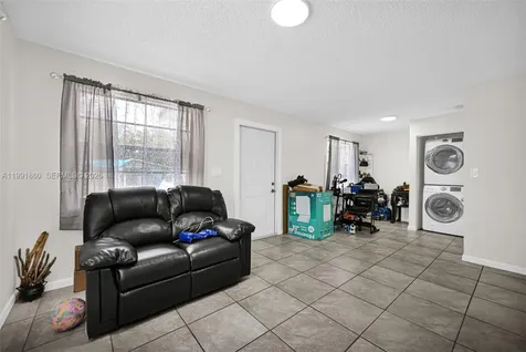 2934 NW 94th Street Miami FL 33147