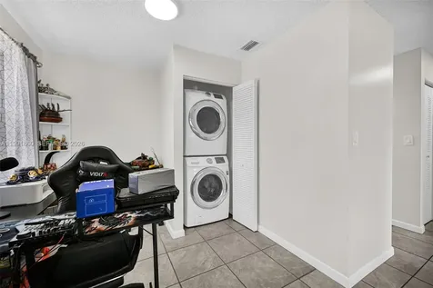 2934 NW 94th Street Miami FL 33147