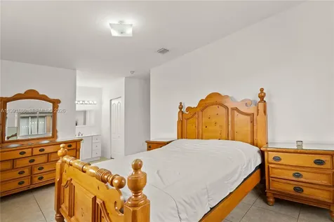 317 E 3rd Street Hialeah FL 33010