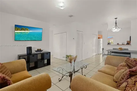 317 E 3rd Street Hialeah FL 33010