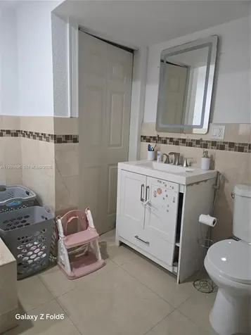 234 E 44th Street Hialeah FL 33013