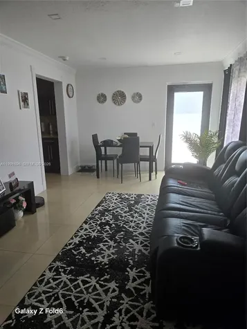 234 E 44th Street Hialeah FL 33013