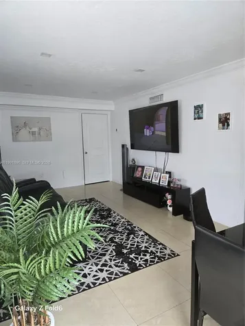 234 E 44th Street Hialeah FL 33013