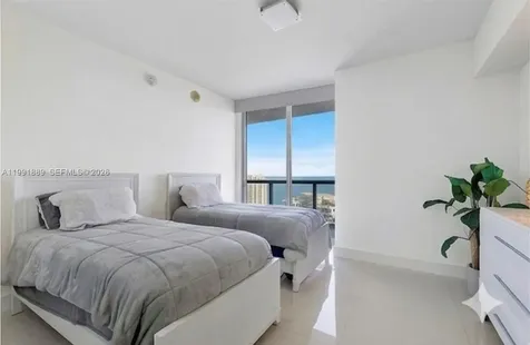 465 Brickell Avenue Miami FL 33131