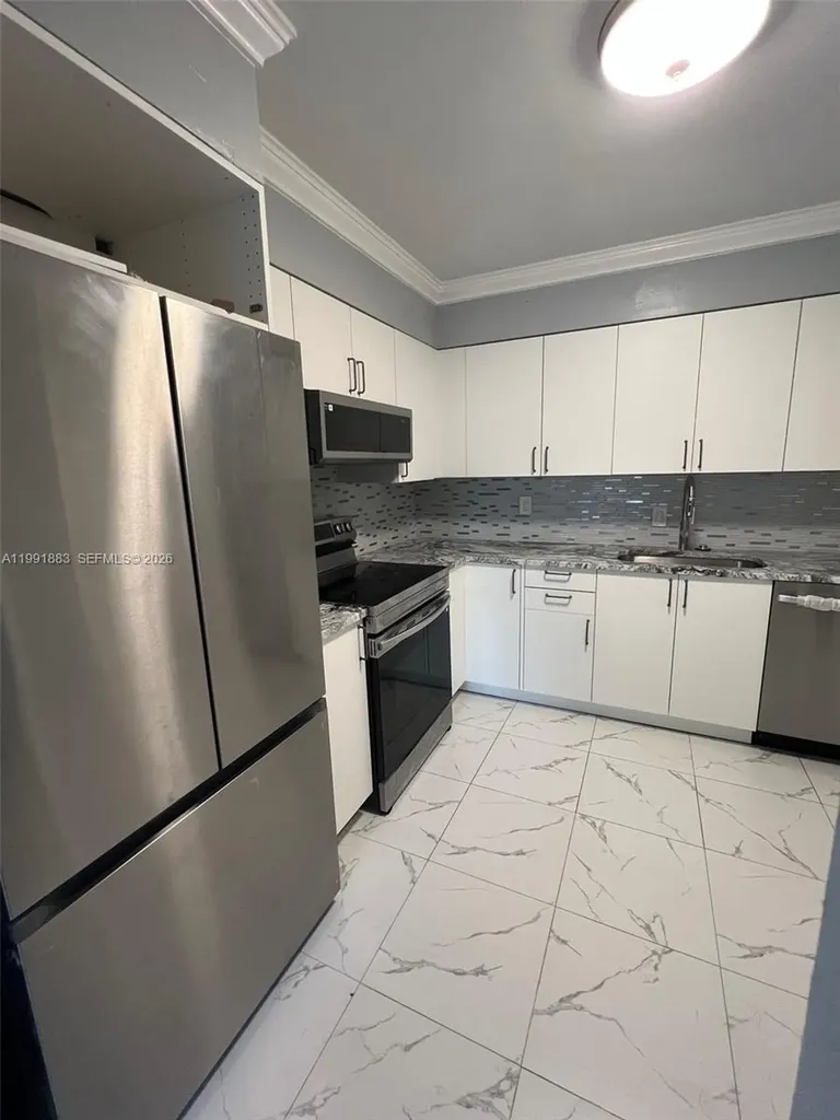 6610 Johnson Street Hollywood FL 33024