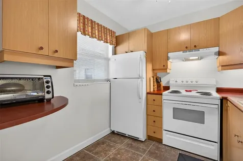 4299 NW 16th Street Lauderhill FL 33313