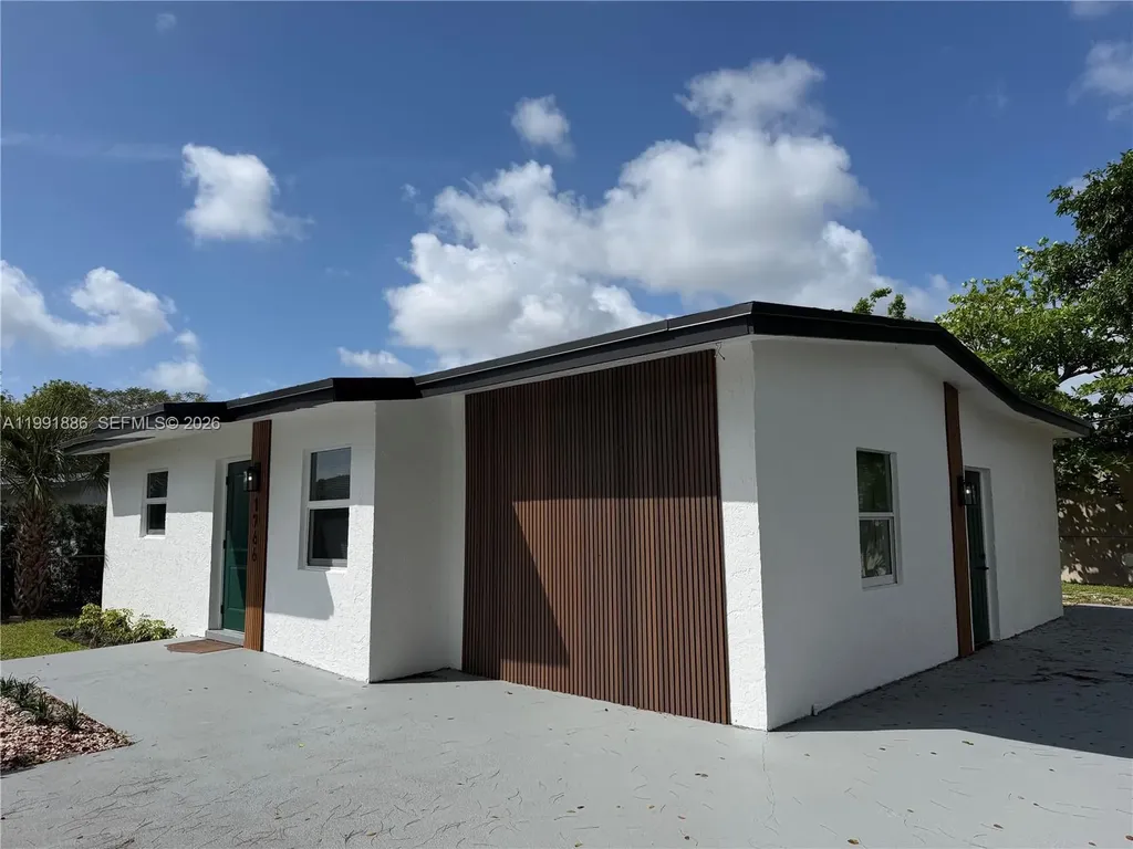 1766 Lauderdale Manor Drive Fort Lauderdale FL 33311