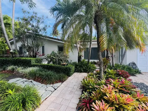 204 Westwood Drive Key Biscayne FL 33149