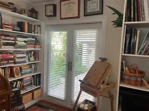 204 Westwood Drive Key Biscayne FL 33149