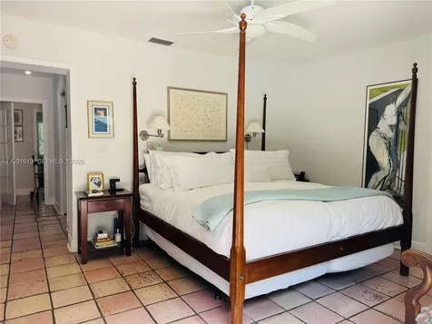 204 Westwood Drive Key Biscayne FL 33149