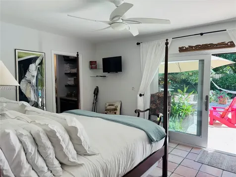 204 Westwood Drive Key Biscayne FL 33149