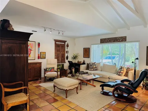 204 Westwood Drive Key Biscayne FL 33149