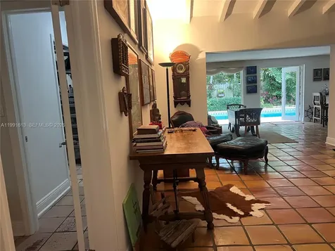 204 Westwood Drive Key Biscayne FL 33149