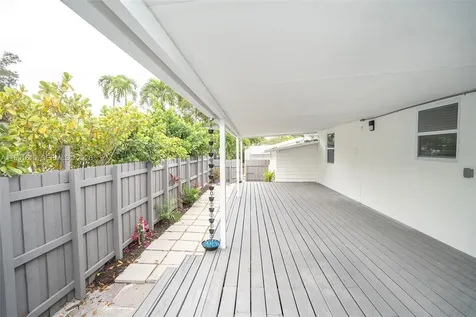2230 SW 60th Court Miami FL 33155