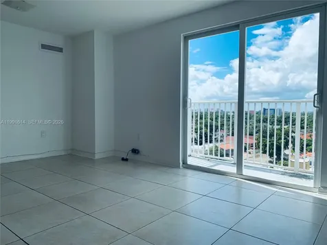 406 NW 22nd Avenue Miami FL 33125