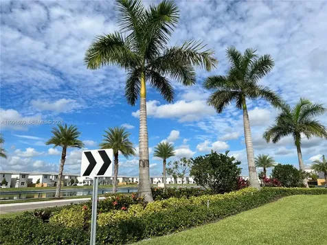 1864 SE 27th Road Homestead FL 33035