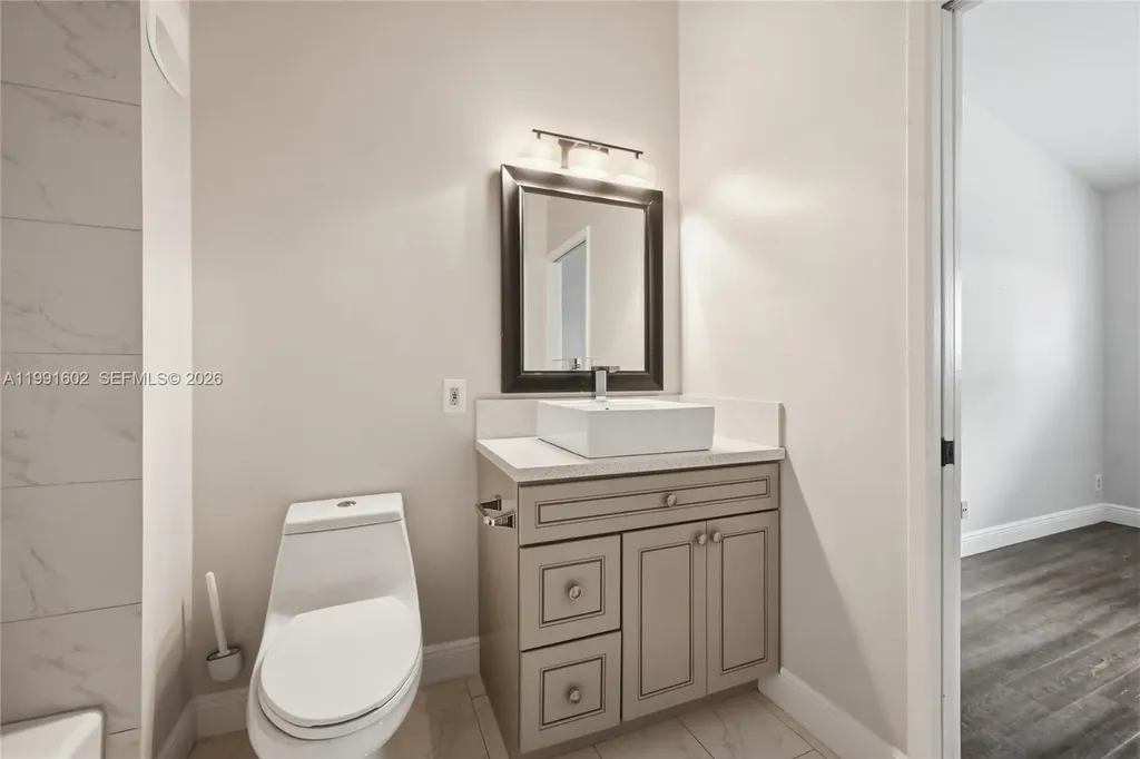 6215 Old Court Road Boca Raton FL 33433