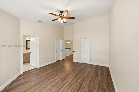6215 Old Court Road Boca Raton FL 33433