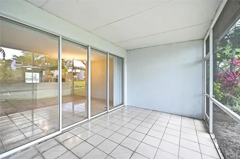 6215 Old Court Road Boca Raton FL 33433