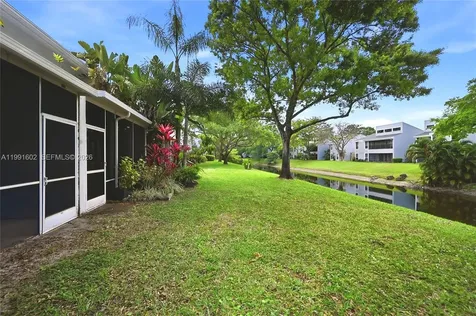 6215 Old Court Road Boca Raton FL 33433