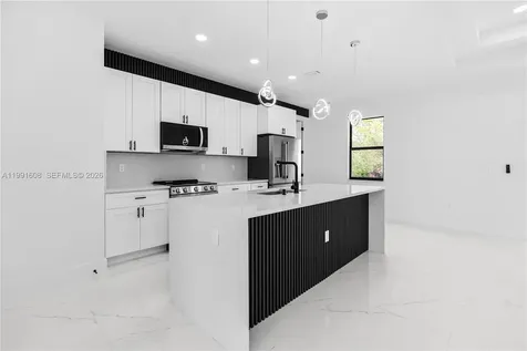 1113 Enrique Street E Lehigh Acres FL 33974