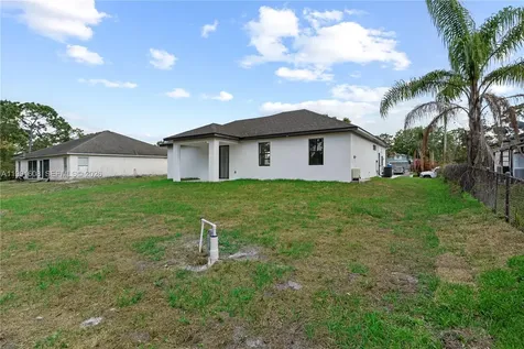 1113 Enrique Street E Lehigh Acres FL 33974